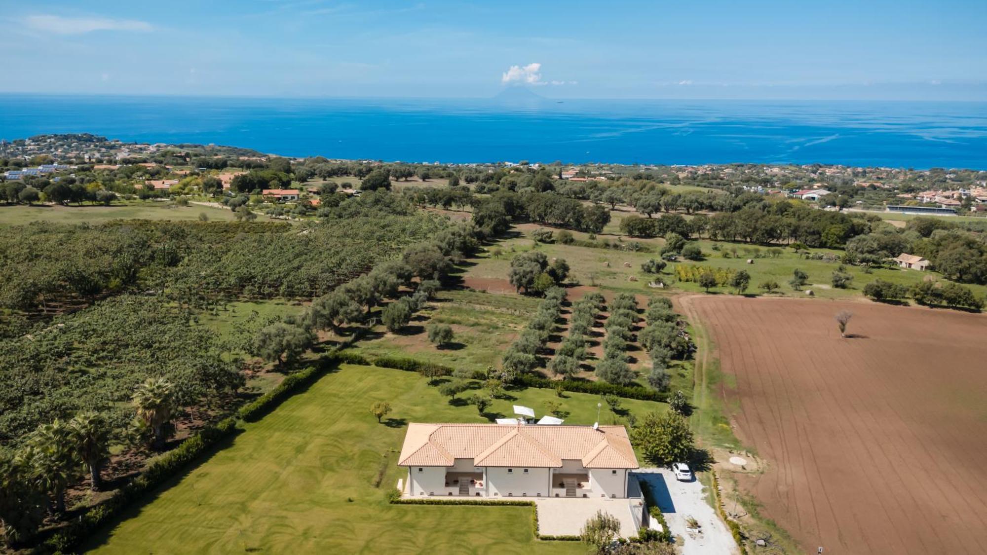 Villa Eirene Ricadi Eksteriør bilde