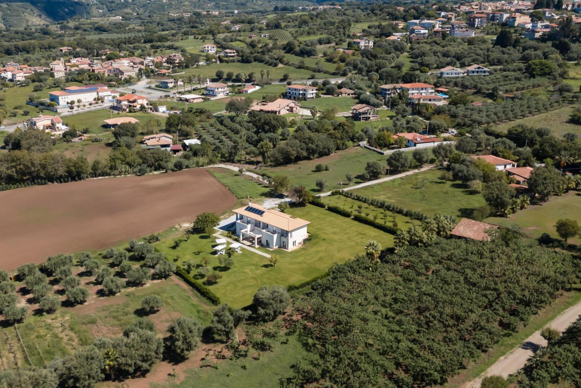 Villa Eirene Ricadi Eksteriør bilde